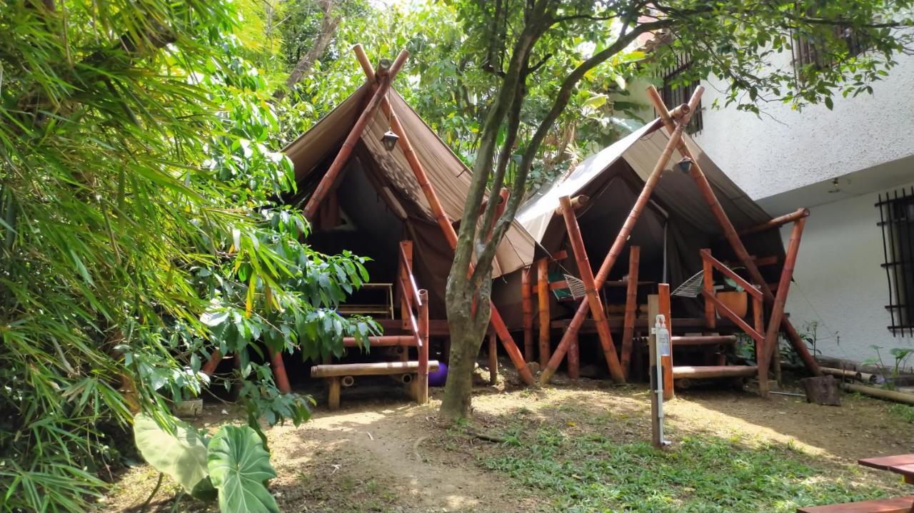ميديلين Bambu Glamping Ecolodge المظهر الخارجي الصورة