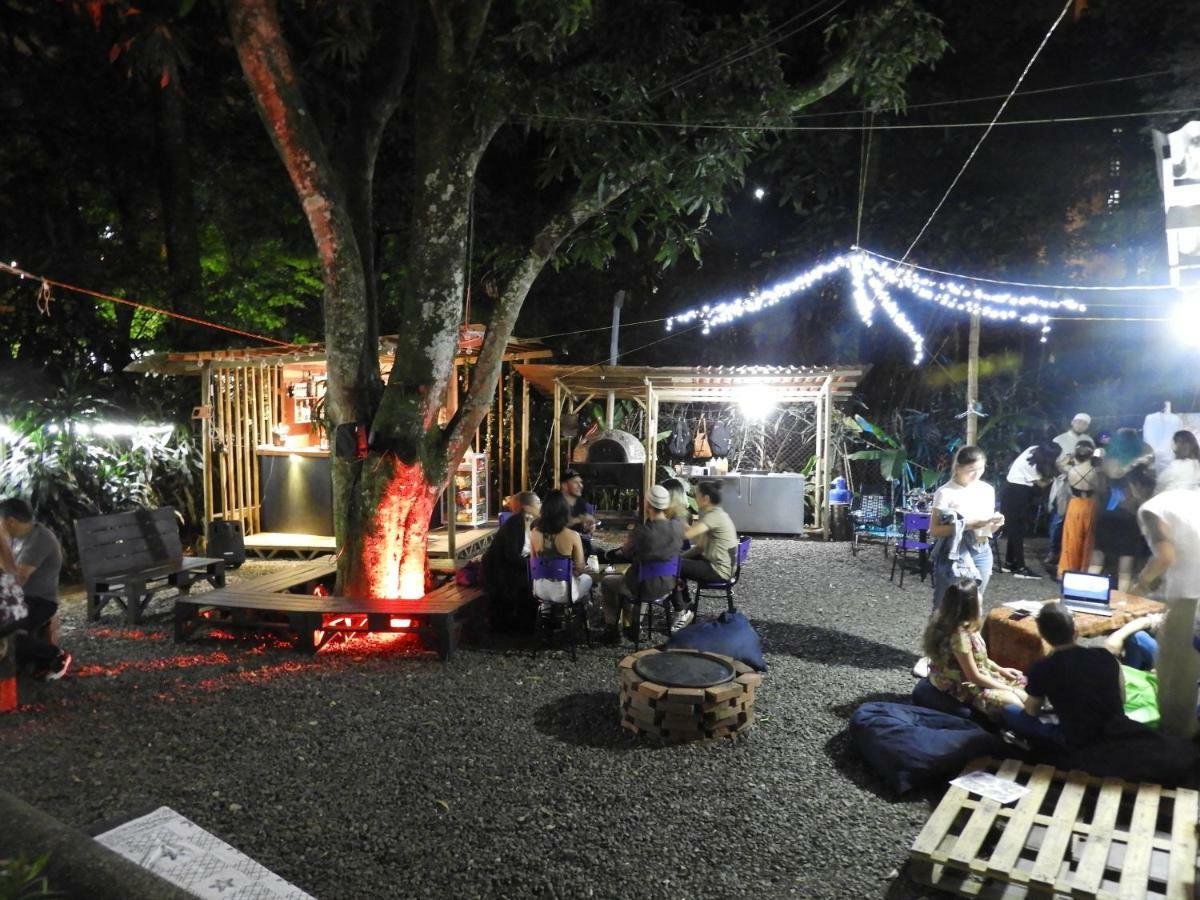 ميديلين Bambu Glamping Ecolodge المظهر الخارجي الصورة
